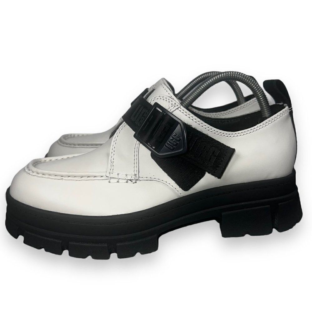 UGG Ashton Platform Loafer 1132994 White / Black Women's 9 - Picture 2 of 11